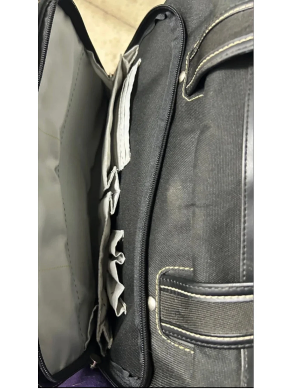 Dockers this black